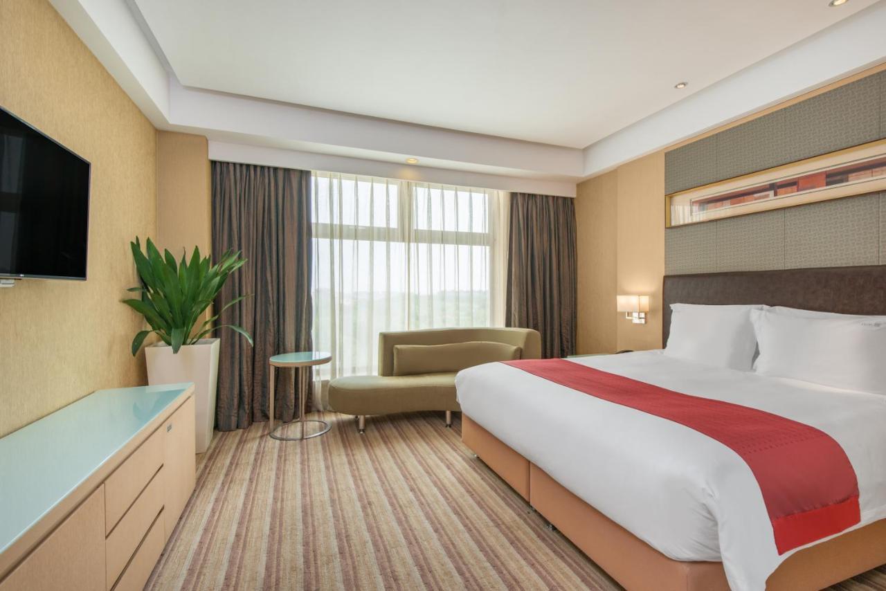 Qingdao Parkview Holiday Hotel ภายนอก รูปภาพ